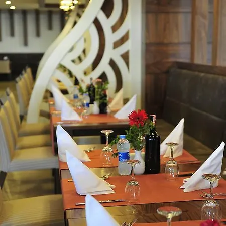 Station touristique & River & Sidé