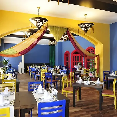 & River & 5* סייד