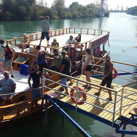 אתר נופש & River & 5*