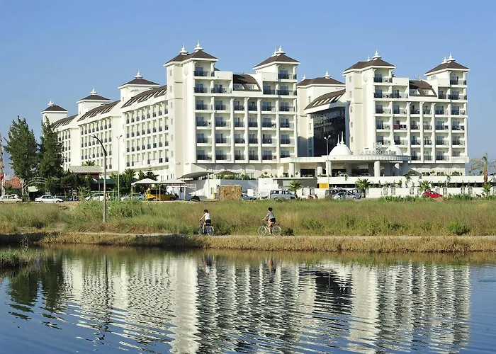 Resort & River & Side