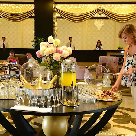 Курортний комплекс & River & 5*