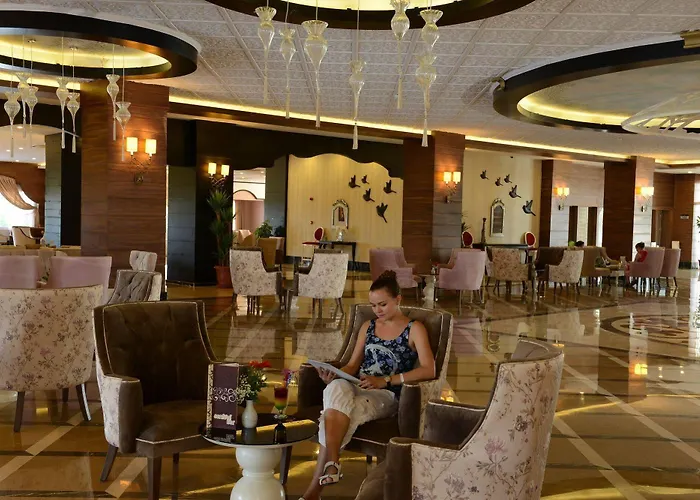 Rezort & River & Side