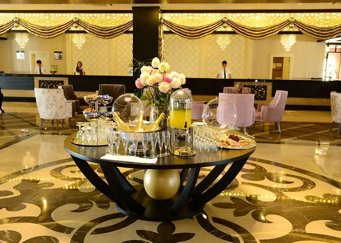 & River & Rezort Side