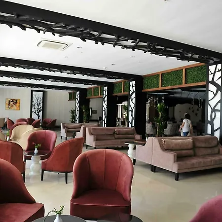 & River & Курортный комплекс 5*