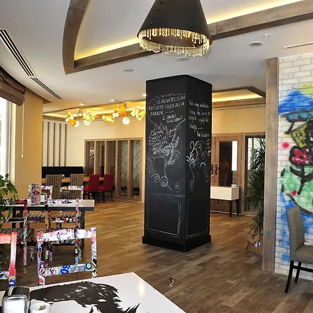 & River & Курортный комплекс 5*